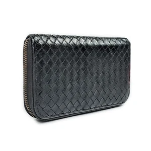 Authentic BOTTEGA VENETA women`s black leather wallet - Picture 1 of 10