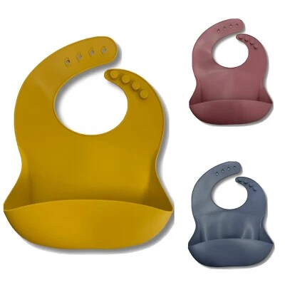 Silicone baby bib - Tricolor (3pc) - Image 1 of 2