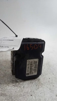 Anti-Lock Brake Part Assembly VIN 1 4th Digit Limited Fits 13-16 MALIBU 425072 - Image 1 of 4