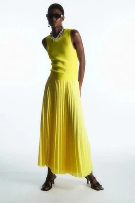 Camiseta sin mangas tejida COS NUEVA CON ETIQUETAS EN AMARILLO BRILLANTE TALLA M Foto 1 de 4