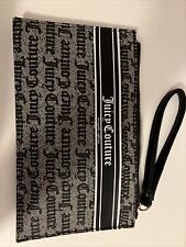 Juicy Couture Wristlet NEW WITHOUT TAGS!!!!