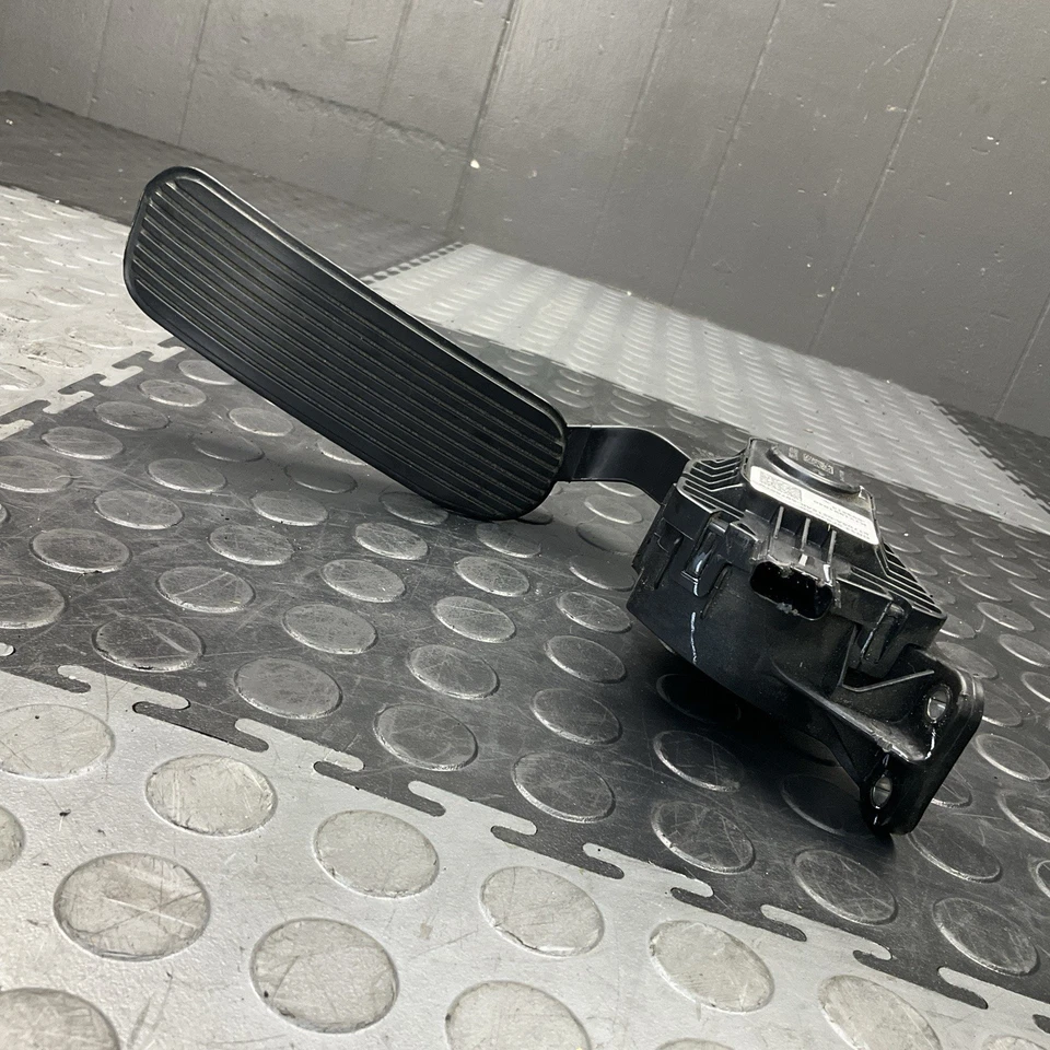 Conjunto de pedais de acelerador a gás Ford Flex 2013-2019 fabricante de equipamento original - Imagem 1 de 4