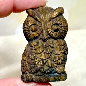 Tigerauge Eule Kristallschnitzerei - natürlicher Edelstein geschnitzter Cabochon 1,7 Zoll - Bild 1 von 4