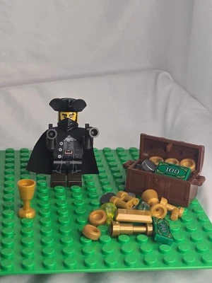 LEGO The Mystery Man “Highwayman” Minifigure - Series 17 - 2017 - Col716 - Image 1 of 4