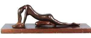 JEAN PIERRE RENARD BRONCE METAL ESCULTURA "LEVANTAMIENTO" MUJER DESNUDA ESTATUA BASE MADERA - Imagen 1 de 11