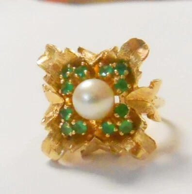 Vint Solid 14K Yellow Gold 6mm Cultured Pearl 12 Emerald Flower Ring Heavy Wide - Image 1 of 4