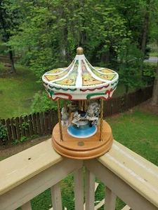 Vintage Willitts Tobin Fraley Musical Carousel Horses Music Box Windup - Picture 1 of 8