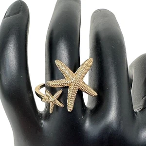 Vtg Textured Gold Tone Double Starfish Adjustable Costume Jewelry Ring Size 6 - Picture 1 of 8