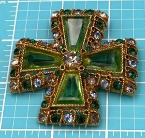 Vintage Coro Brosche signiert smaragdgrün Glas Strass Malteserkreuz - Bild 1 von 5