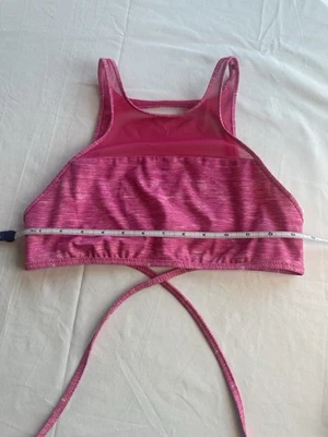 Lululemon Water: ¡Top de corredor de natación salado! Talla 8 Rosa Usado en Excelente Condición Foto 1 de 4