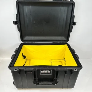 Black Pelican 1607 Air Case mit gelben Trennwänden - Bild 1 von 10