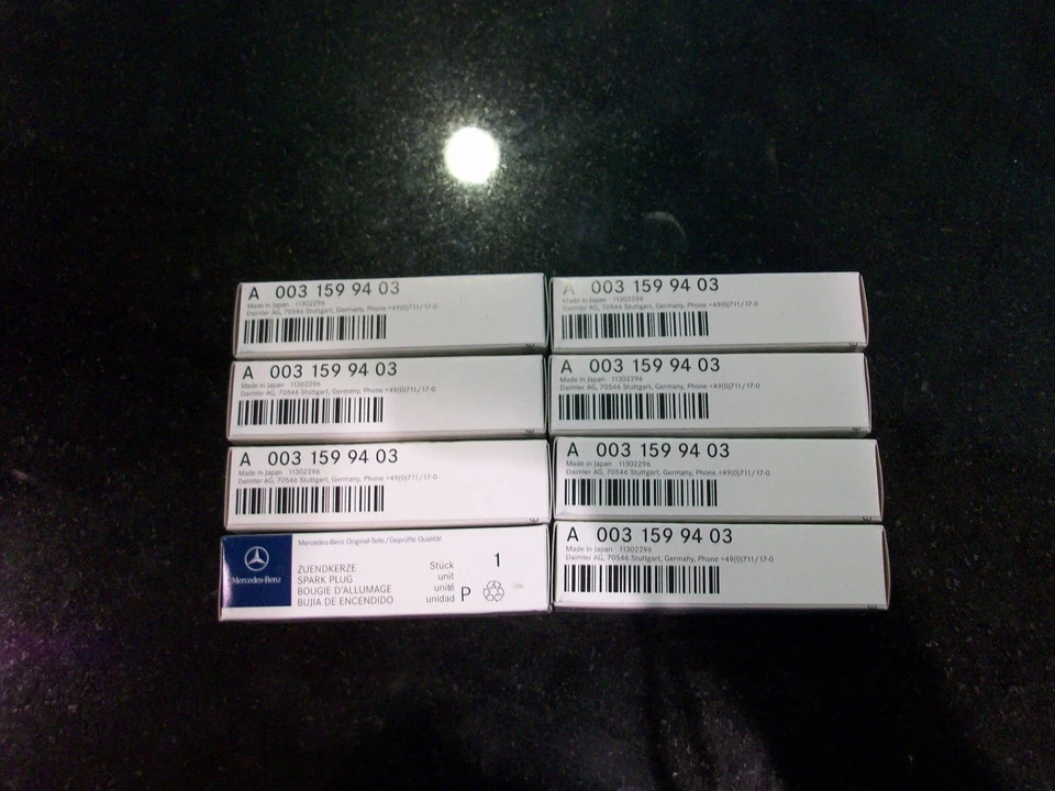 OEM GENUINE MERCEDES BENZ SPARK PLUG SET OF 8 FOR 278 V8 ENGINES - Изображение 1 из 1