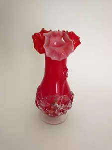 Vintage Art Glass Red Vase With Embossed Flower Design Ruffled 8" - Picture 1 of 6