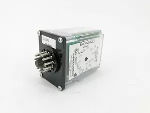 Gems Sensors Warrick 16VMA1A0 Level Controller Relay 120VAC 11-Pin - Picture 1 of 7