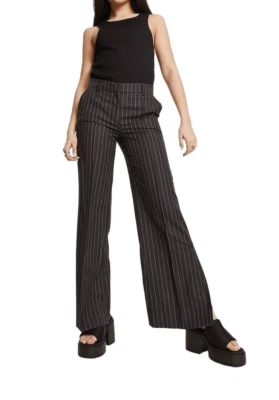 Pantalones de pierna ancha de polietileno a rayas negras/blancas Missguided para mujer Foto 1 de 4