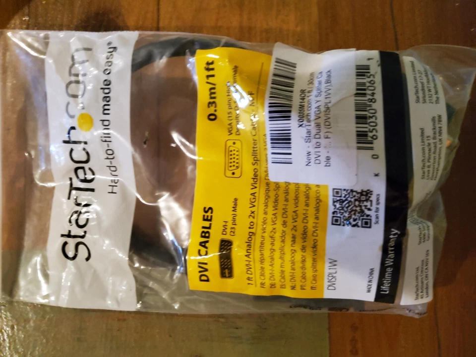 Startech 1 ft DVI-I Analog to 2X VGA Video Splitter Cable M/F  DVISPL1W - Image 1 of 1