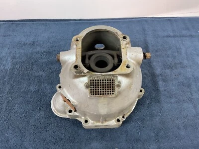 58 59 60 61 62 Mercedes 190 190B 220 Ponton Transmission Bellhousing 1802570501 - Image 1 of 4