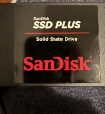 SanDisk SSD Plus 1TB 2.5 inch SATA III Internal (SDSSDA-1T00-G26) SSD - Image 1 of 2
