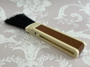 Vintage Travel Clothes Brush. Lovely Condition. Mechanism Works Perfectly - Picture 1 of 9