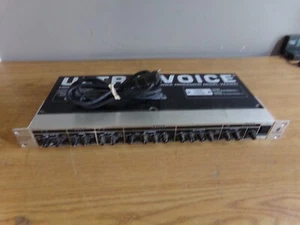 BEHRINGER ULTRA VOICE VX2000 PREAMPLIFIER - Picture 1 of 2