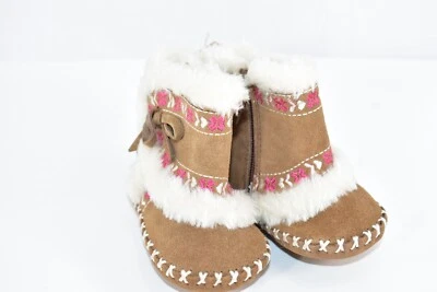 BOTINES MOCASÍN BORDADOS CHILDREN'S PLACE CASTAÑO GAMUZA GENUINA 0-3 M Foto 1 de 4