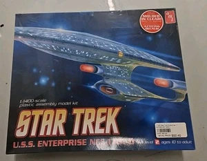 Star Trek Model 1:1400 Scale USS Enterprise-D (AMT #656), SEALED NIB - Picture 1 of 3
