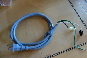 Cable de alimentación de microondas KitchenAid KHMS105ESB0 AP3119650 815147 4358760 - Imagen 1 de 1