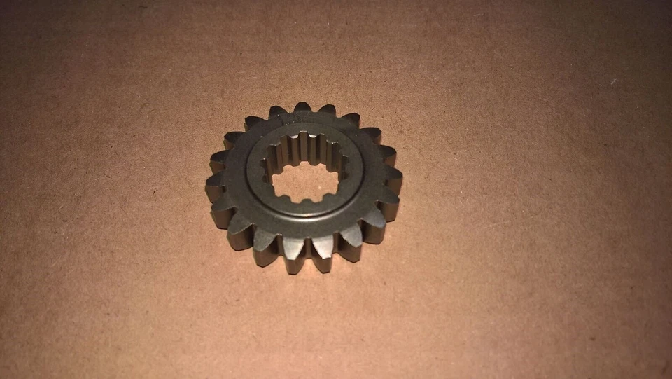 NUEVO 19T M2 Gear CRS Motori MF1 MF2 S1 P1 ICC FC Shifter Kart Motor Motor 09021 Foto 1 de 1