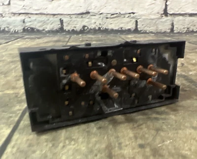 91-96 Oldsmobile Sedan Front Seat Switch Control Buttons 25558086 OEM - Изображение 1 из 4