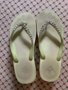 LADY LANELLS Flip Flop Embellished With Swarovski Crystals Women Sz 9 Lime Green - Picture 1 of 5
