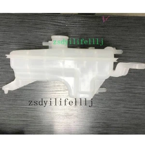 1x Para Toyota RAV4 2009-2012 Almacenamiento Agua Tanque Auxiliar Anticongelante Hervidor Borde - Imagen 1 de 1