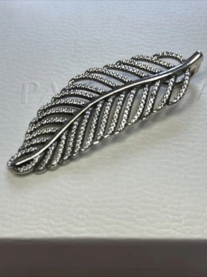 Pingente genuíno PANDORA 🌟 leve como pena somente 🌟 925 ALE 🌟 390350CZ - Imagem 1 de 4