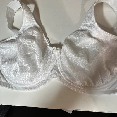 Breezies Women's Wild Rose Lace Seamless Underwire Bra Solid White 46B NEW - Image 1 of 4
