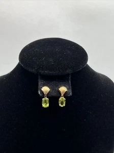 ATTRACTIVE Solid 14K Yellow Gold 1.08CTW Green Peridot DANGLE Earrings 1.5gr. - Picture 1 of 12