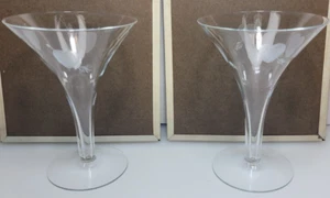 Vintage Set 2 Etched Hearts & Arrows Pattern Silver City Coupe Champagne Glasses - Picture 1 of 6