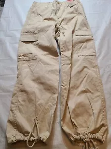 Levi's Women's Mid-Rise '94 Tan Baggy Cargo Wide Leg Jeans Safari Cargo 27x30 - Picture 1 of 5