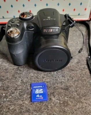 Fugi FinePix S2950 14MP Digital Camera 18X - W/ SD Card Works Perfect  EX Cond - Image 1 of 4