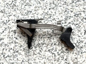 Mecanismo de gatillo GENUINO OEM GLOCK Gen 4-5 9 mm 9x19 Luger Trigger Pull ORIGINAL - Imagen 1 de 6