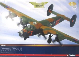 CORGI AVIATION ARCHIVE LIBERATOR B.V1, SUPPORTO BOMBARDIERE Sqn RAF OULTON AA34012 - Foto 1 di 15