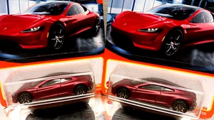 2021 Matchbox Tesla Roadster - 2 Car Lot - MBX Satin Red 4/100 - 1:64 scale 🏁👀 - Picture 1 of 7
