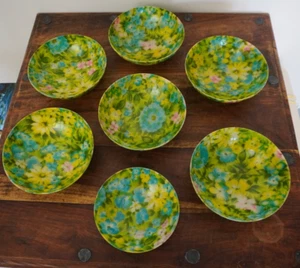 Lot of 7 - Vintage Floral Fiberglass Salad Bowl Set -(6) 6 1/2" & (1) 5 1/2" - Picture 1 of 9