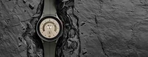 Samsung Galaxy Watch5 LTE 44mm  Aluminiumgehäuse mit Sportarmband Graphite Grau - Bild 1 von 3