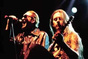 Alice in Chains Layne Staley and Jerry Cantrell on Stage - Imagen 1 de 3