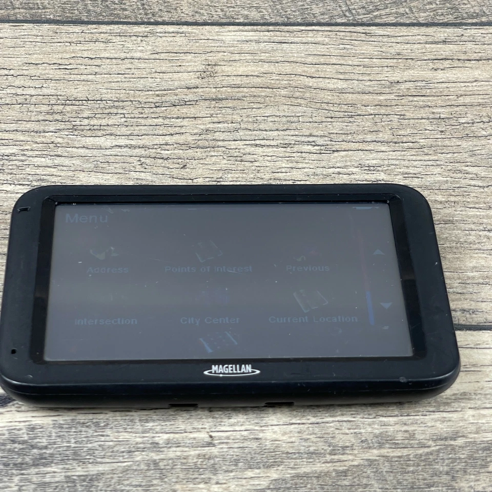 Magellan Roadmate 5236T-LM Black 5.0" Touch Screen Display Handheld Navigator - Image 1 of 4
