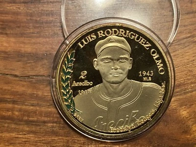 T2: Estrella de béisbol de Puerto Rico Luis Rodríguez Olmo MLB Foto 1 de 4