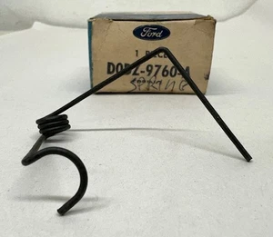 NOS Ford D0DZ‑9760‑A Accelerator Pedal to Shaft Spring 1970 Maverick 6 & 8 cyl - Picture 1 of 4