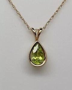 2CT Pear Cut Bezel Lab Created Peridot Pendant 18" Chain 14K Yellow Gold Plated - Picture 1 of 4
