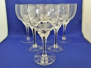 6 EXQUISITE SCHWARZE WEINKELCHGLÄSER MIT KERNSTIEL BELFOR BOHEMIA 6 1/2" HOCH - Bild 1 von 5