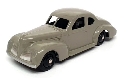 Atlas Editions Dinky Toys 39F - Studebaker Cupé - Gris Foto 1 de 4