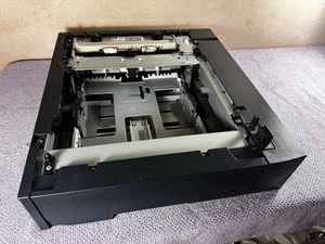 Genuine HP Color LaserJet 250 Page Input Tray #CB500A, compatible w/many models - Afbeelding 1 van 4